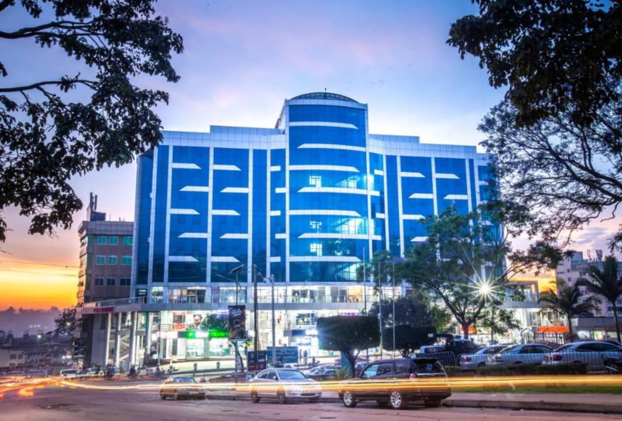 Koki Hotel Kampala Exterior foto