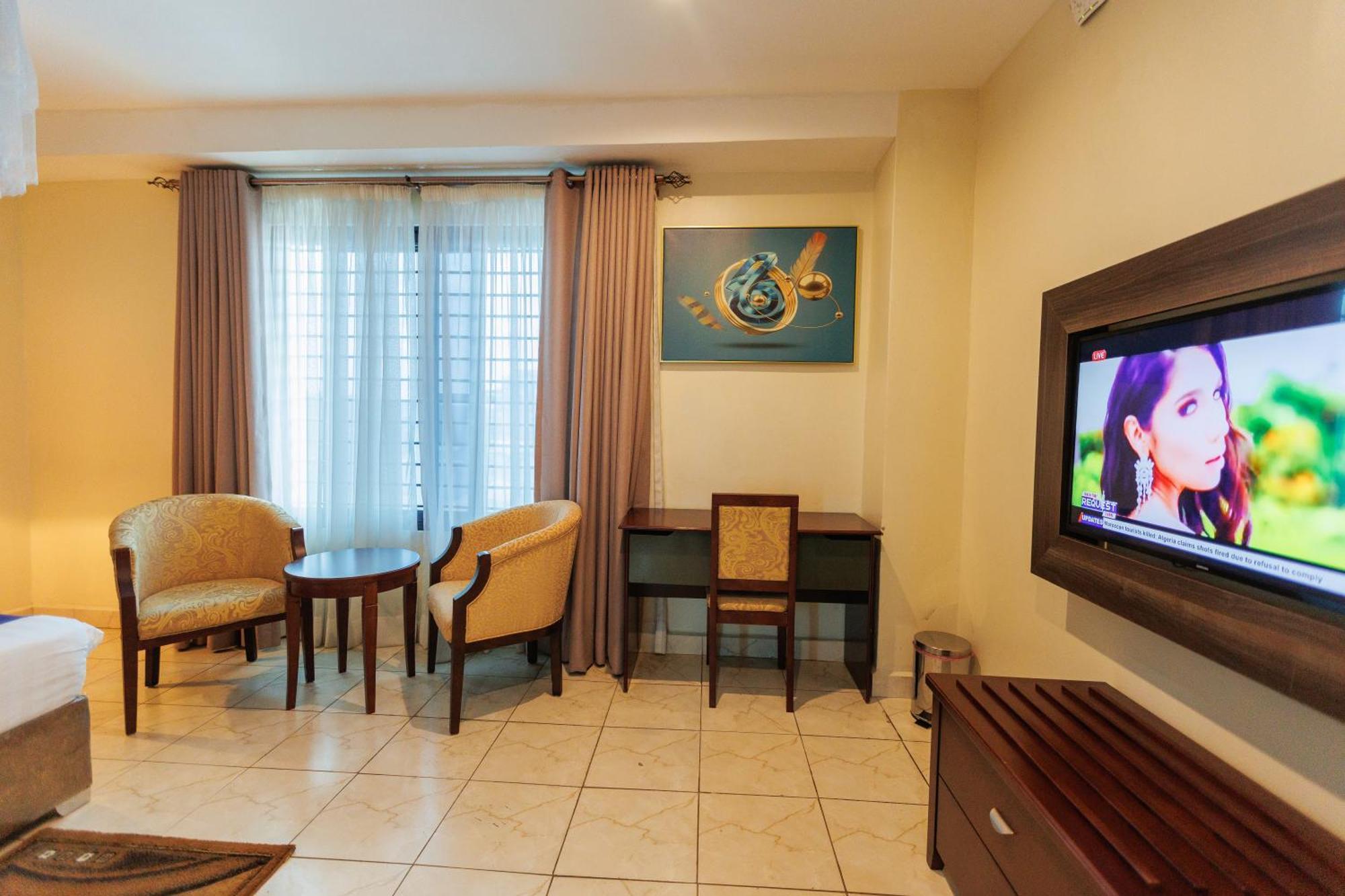 Koki Hotel Kampala Exterior foto